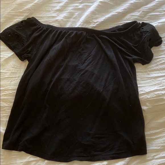 Off the shoulder black top size small - Picture 1 of 1